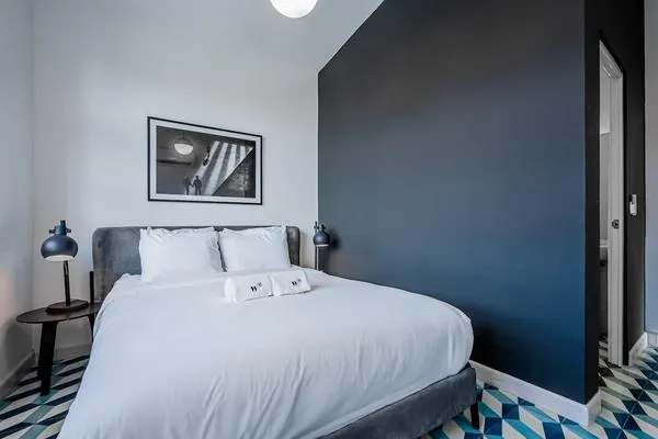 Captivating 2BR in Santa Ana