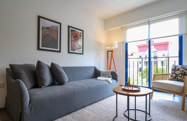 Luminous 1BR w/ Perfect Balcony in Cusco