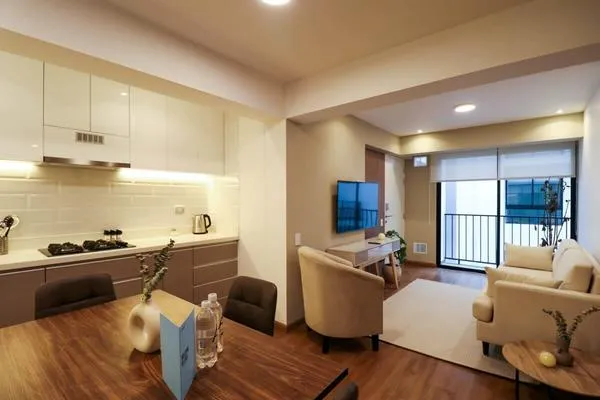 Monochromatic 2BR in Miraflores
