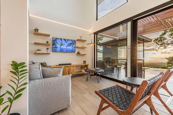 Stylish 3BR Villa w/ Stunning Terrace Views