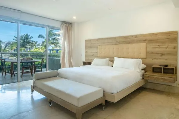 Luxury 4BR w/ Private Pool in Morros Epic