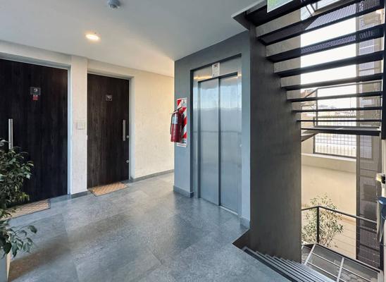 Stylish 1BR w/ AC & Mountain Views