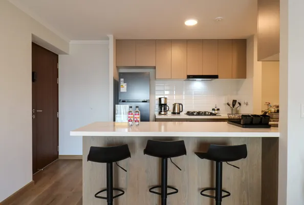 Chic 2BR w/ Balcony & Sea View in Miraflores