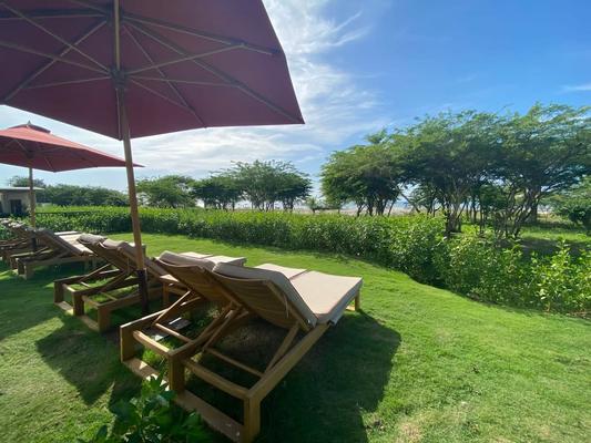 Lovely 1BR w/ Pool and Balcony in Manzanillo