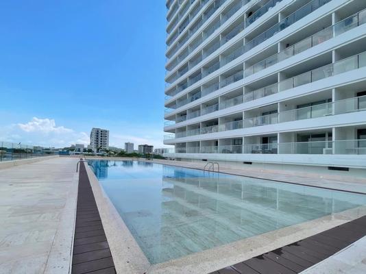 Lovely Loft with Beachfront Balcony in Crespo