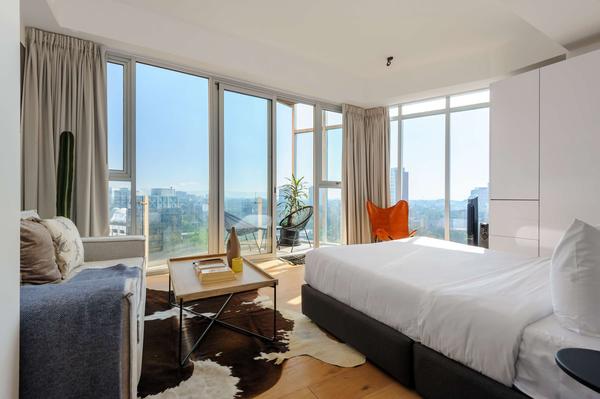 Grandiose Loft w/ Enchanting View in Roma Norte