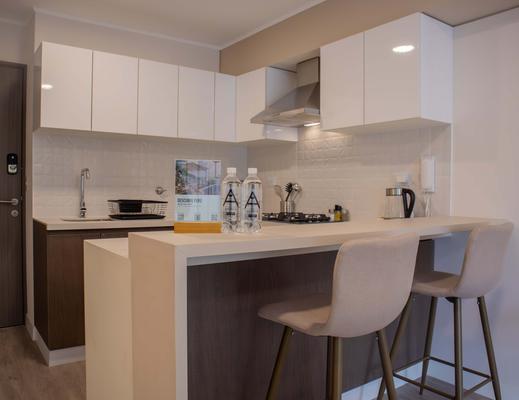 Bright 1BR w/ Balcony in Miraflores