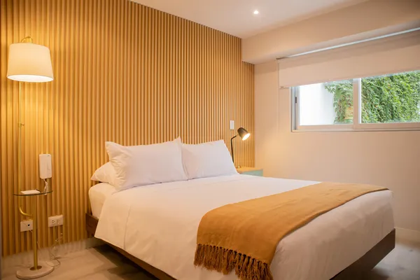 Relaxing 3BR w/ Balcony in Vibrant Miraflores