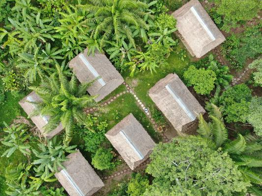 Deluxe 1BR Bungalow with Natural Views