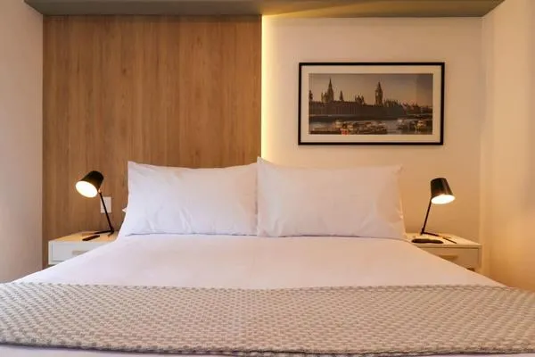 Mesmerizing 2BR with Balcony in the Heart of Miraflores