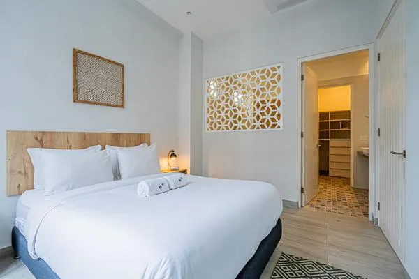 Airy 1BR w/ Balcony in Panama