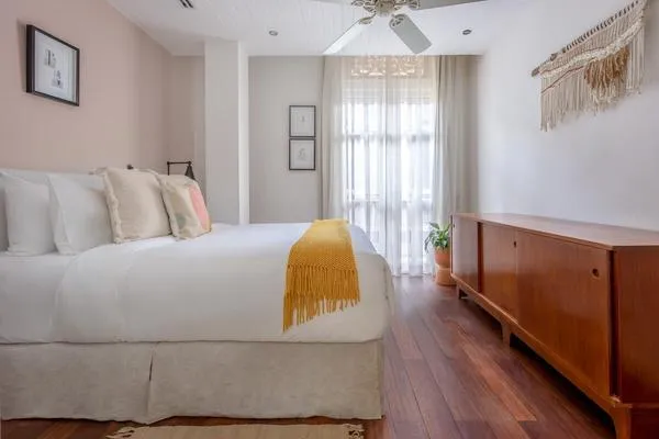 Luxury 2BR in Casco Viejo