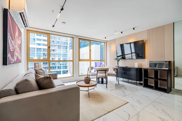 Well-sized 1BR in Vibrant Obarrio