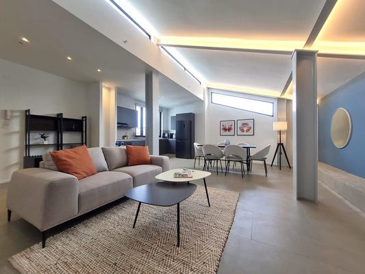 Elevated 2BR w/ Rooftop In Casco Antiguo