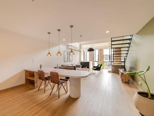 Trendy Duplex in Laureles