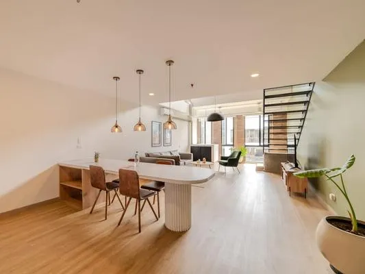 Trendy Duplex in Laureles