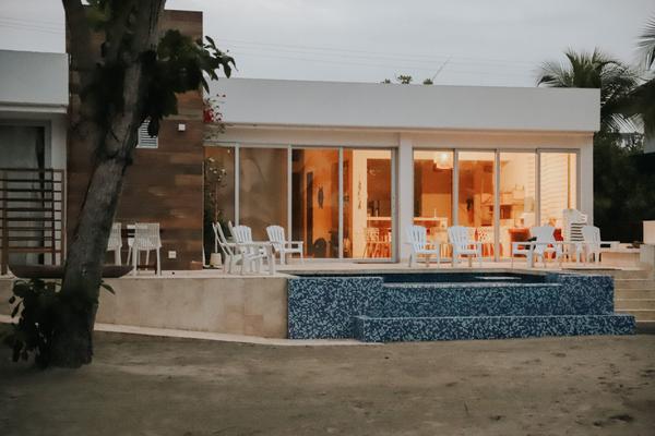 Amazing House in Playas el Frances