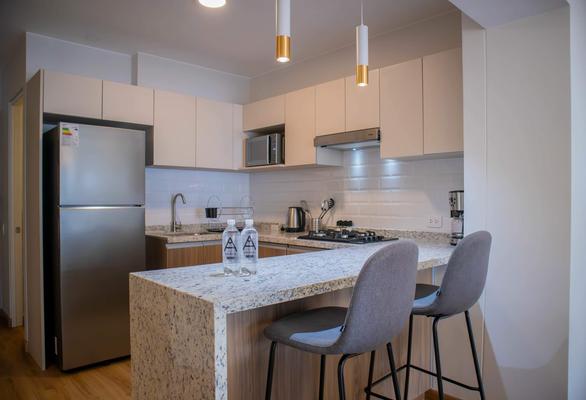 Amazing 2BR w/ Fantastic Pool in Miraflores