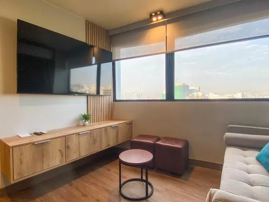 Inviting 2BR w/ Jacuzzi in Miraflores