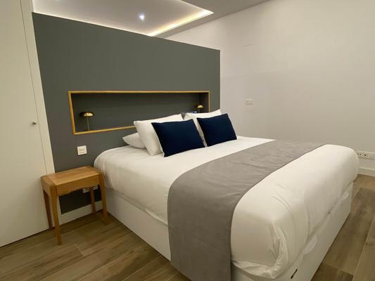 Warm & Modern 1BR Apartment near Malasaña