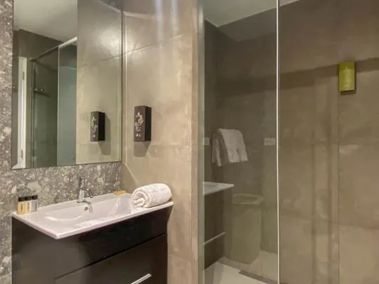 Deluxe 1BR near Kennedy Park in Miraflores