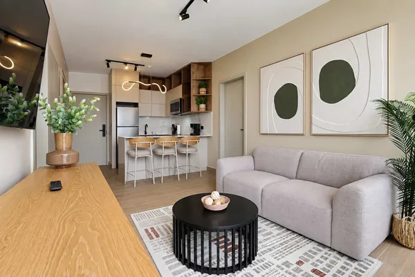 Refined 2BR w/ Balcony in San Francisco