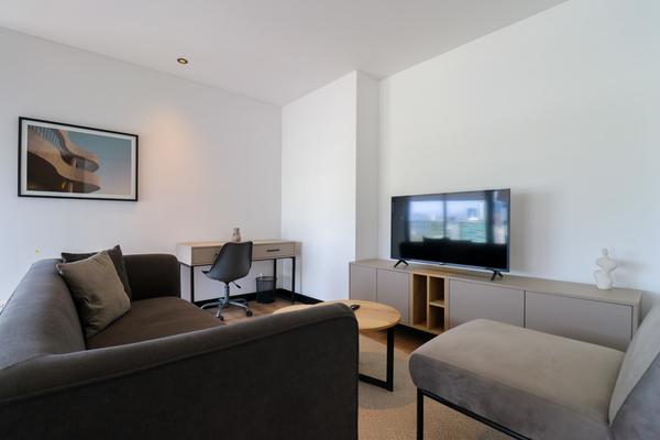 Sunlit 1BR in the Heart of San Isidro