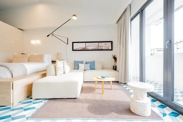 Strategic 1BR in Santa Ana