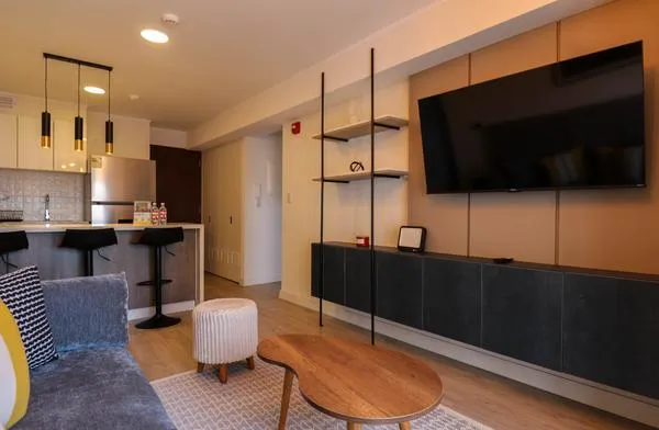 Marvelous 2BR with Balcony in Miraflores