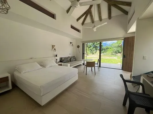 Roomy 4BR Villa w/ Pool at Mesa de Yeguas