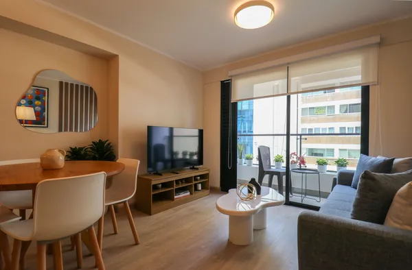 Engaging 2BR w/ Balcony  in Miraflores
