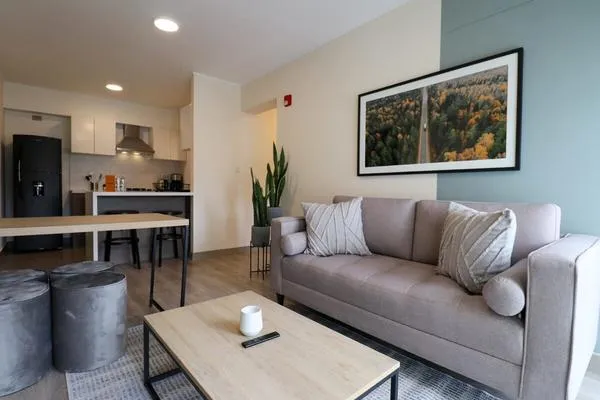 Minimalist 2BR in Miraflores