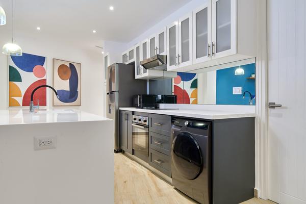 Lavishness 1BR w/ Balcony in Panama