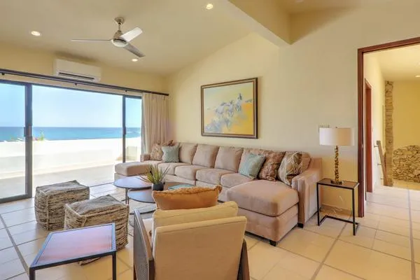 Dreamy 5BR Villa w/ Amazing Terrace & Pool