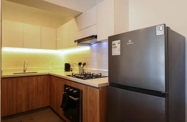 Charming 2BR w/ Balcony & View in Miraflores