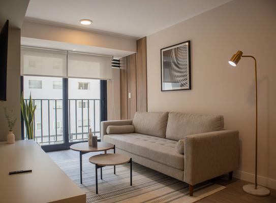Inspirational 1BR w/Balcony in Miraflores