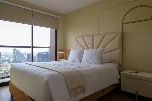 Stunning 2BR with Balcony & City Views