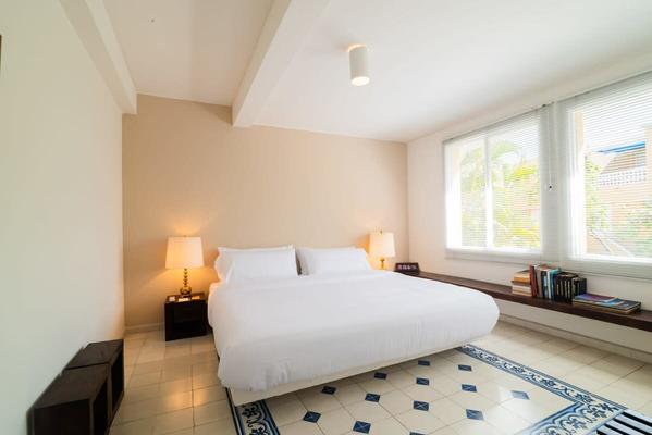 Deluxe 2BR w/ Pool and AC in Getsemani