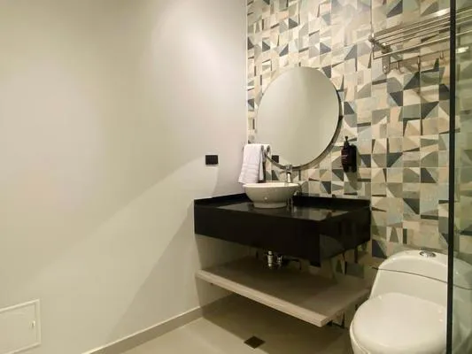 Modern 3BR AC Steps from Ciudad Amurallada