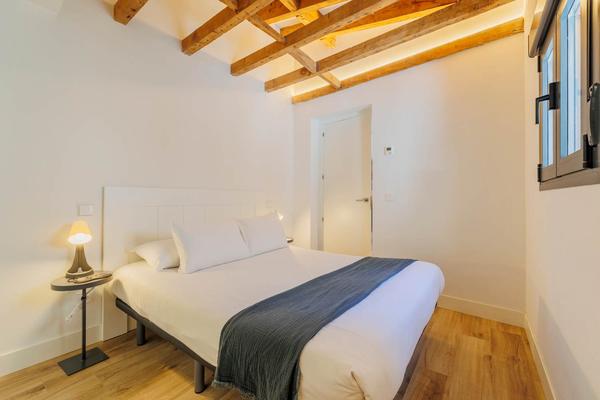 Spectacular 2BR at Palacio Real