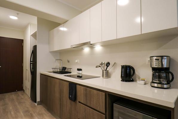 Modern Loft with Balcony in Barranco