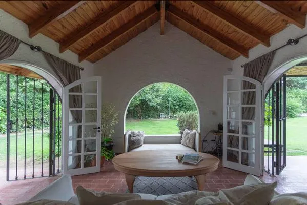 Dreamy 4BR w/ Pool near Plaza Principal