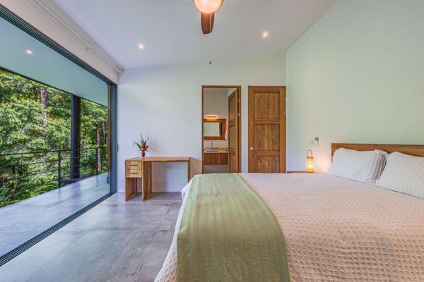 Secluded 4BR Villa w/ Panoramic Ocean Views & Guest House