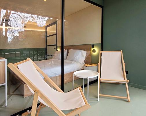 Homey 2BR w/ Balcony in the Heart of Poblado