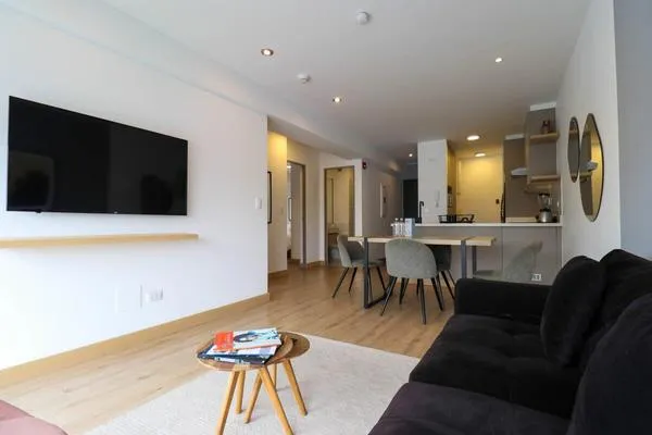 Modern 2BR with Balcony in Barranco