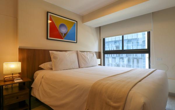 Engaging 2BR w/ Balcony  in Miraflores