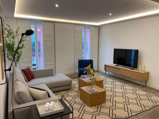 Bright 2BR w/ Sunny Terrace in Chueca