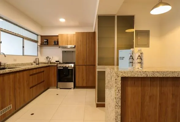 Classy 2BR with City View in Miraflores