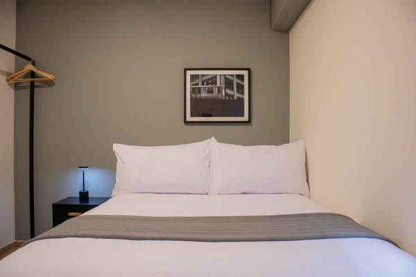 Charming 2BR w/ Balcony in Miraflores