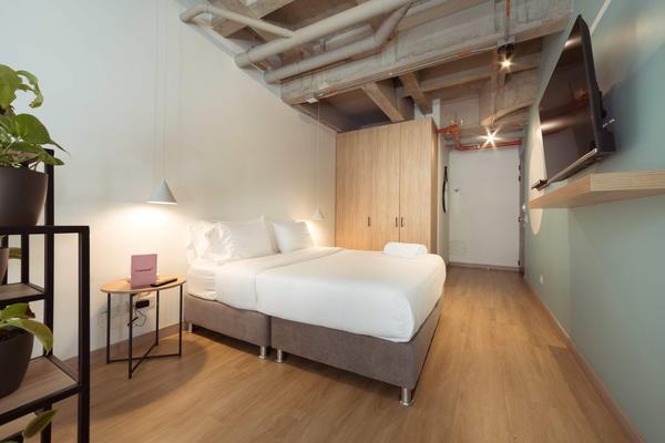 Elegant Loft w/ Private Balcony in Laureles